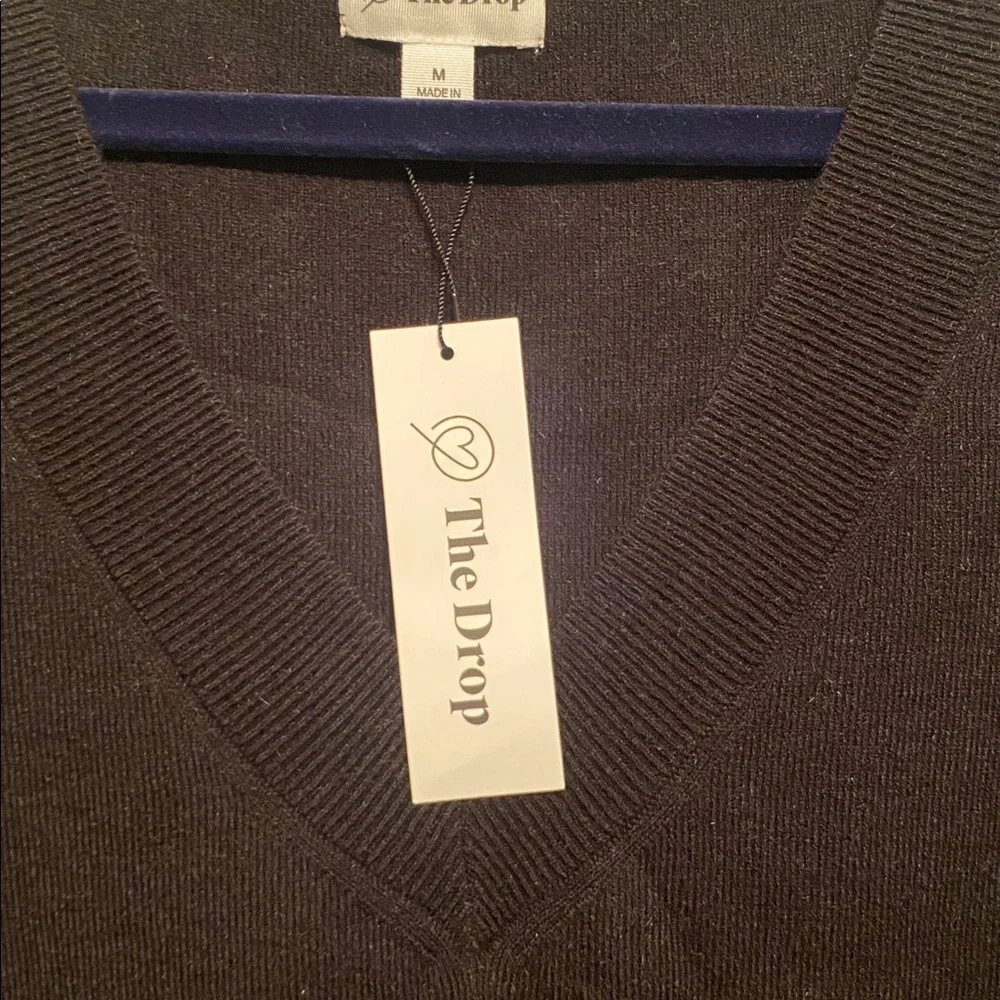 The Drop Black V-Neck Sweater…size M - Picture 6 of 6